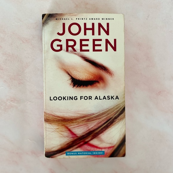 Looking for Alaska by John Green Book - Picture 1 of 5